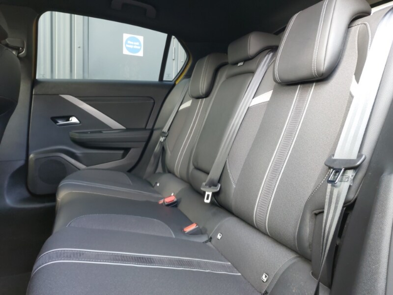 Used Vauxhall Astra 2023 for sale - 77716940: Photo 6