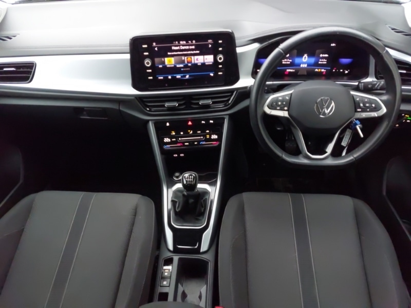 Used Volkswagen T-Roc 2022 for sale - 77289944: Photo 2