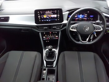 Used Volkswagen T-Roc 2022 for sale - 77289944: Photo