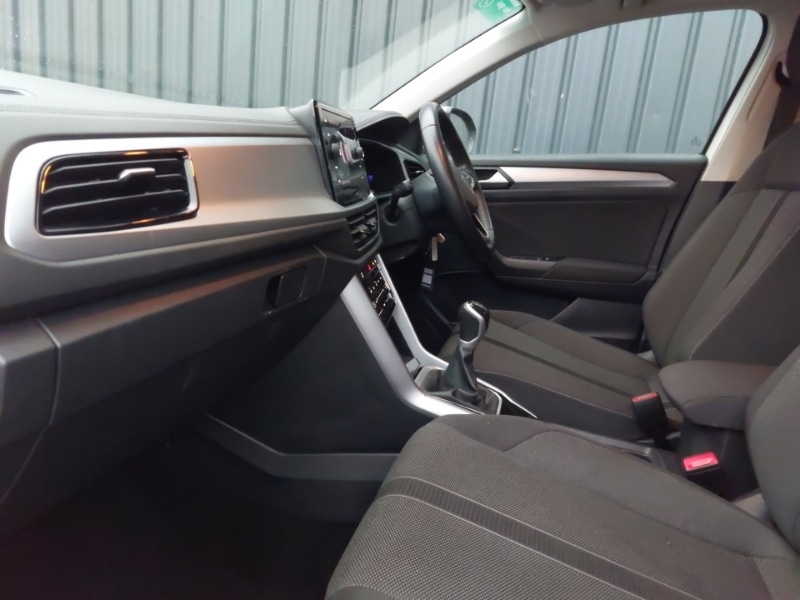 Used Volkswagen T-Roc 2022 for sale - 77289944: Photo 5