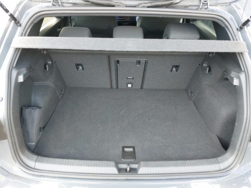 Used Volkswagen Golf 2023 for sale - 77987838: Photo 8