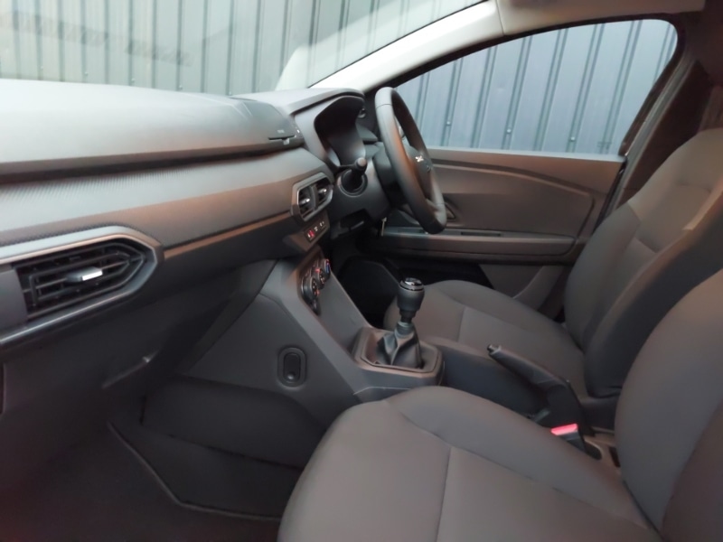 Used Dacia Jogger 2025 for sale - 76846955: Photo 5