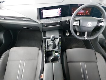 Used Vauxhall Astra 2023 for sale - 79390284: Photo
