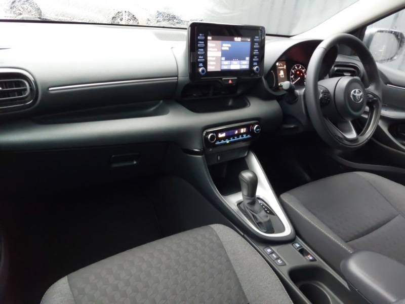 Used Toyota Yaris 2023 for sale - 76571651: Photo 18