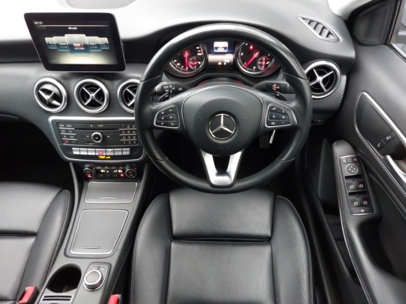 Used Mercedes-Benz A-Class 2016 for sale - 76704809: Photo 7