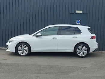 Used Volkswagen Golf 2024 for sale - 78983368: Photo