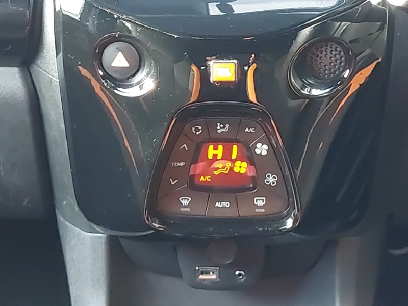 Used Toyota AYGO 2021 for sale - 76354418: Photo 14