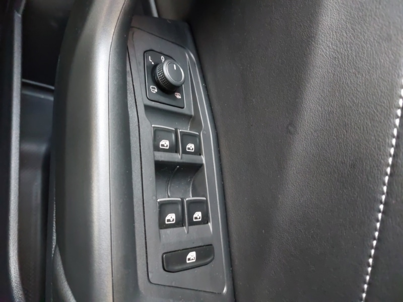 Used Volkswagen T-Roc 2022 for sale - 77228611: Photo 17