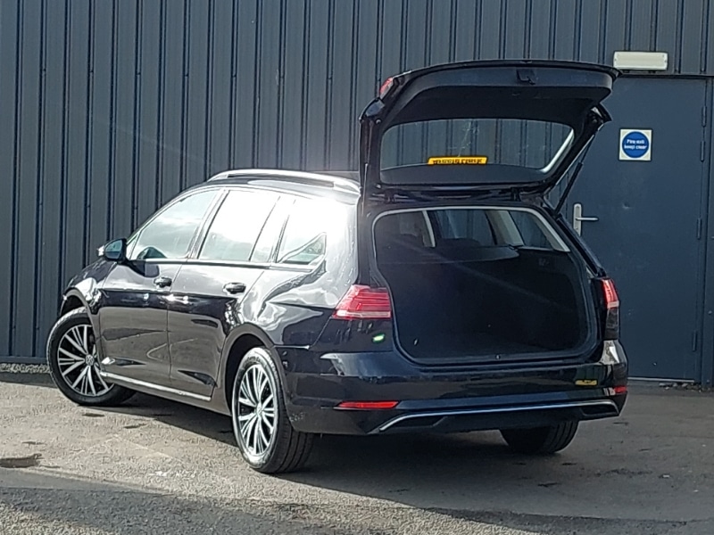 Used Volkswagen Golf 2017 for sale - 77761528: Photo 12