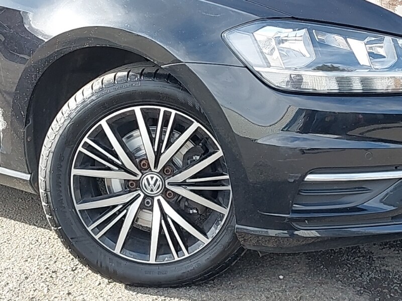 Used Volkswagen Golf 2017 for sale - 77761528: Photo 9