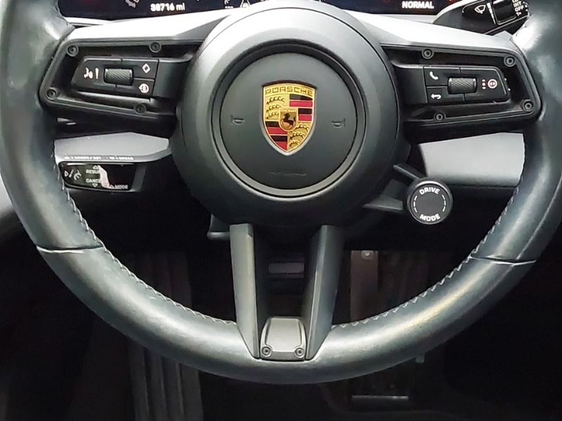 Used Porsche Taycan 2021 for sale - 77596165: Photo 16