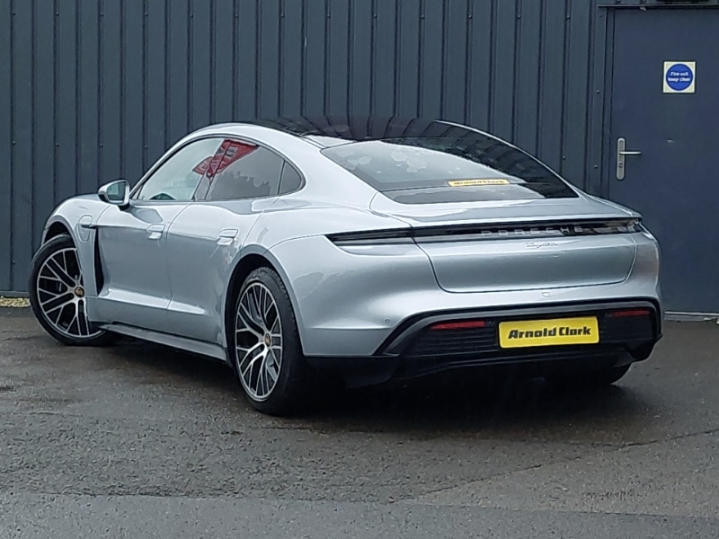 Used Porsche Taycan 2021 for sale - 77596165: Photo 3