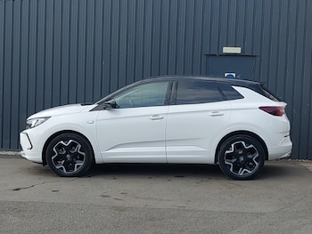 Used Vauxhall Grandland 2024 for sale - 76183194: Photo 4