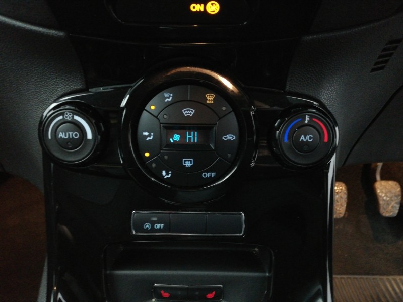 Used Ford Fiesta 2015 for sale - 77815736: Photo 15