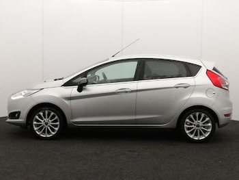 Used Ford Fiesta 2015 for sale - 77815736: Photo