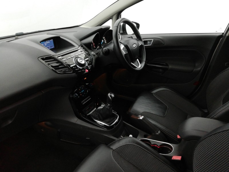 Used Ford Fiesta 2015 for sale - 77815736: Photo 5