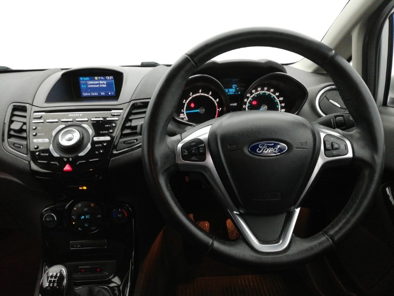 Used Ford Fiesta 2015 for sale - 77815736: Photo 7