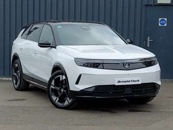 2025 - 157kW Ultimate 73kWh 5dr Auto [Panoramic Roof]