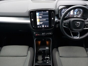 Used Volvo XC40 2022 for sale - 77716936: Photo