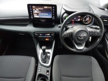 Used Toyota Yaris 2020 for sale - 76822129: Photo