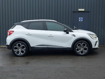 Used Renault Captur 2022 for sale - 77466849: Photo