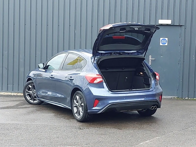 Used Ford Focus 2021 for sale - 76507035: Photo 12