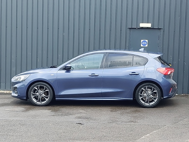 Used Ford Focus 2021 for sale - 76507035: Photo 4