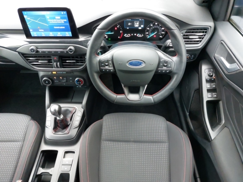 Used Ford Focus 2021 for sale - 76507035: Photo 7