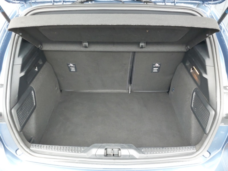 Used Ford Focus 2021 for sale - 76507035: Photo 8