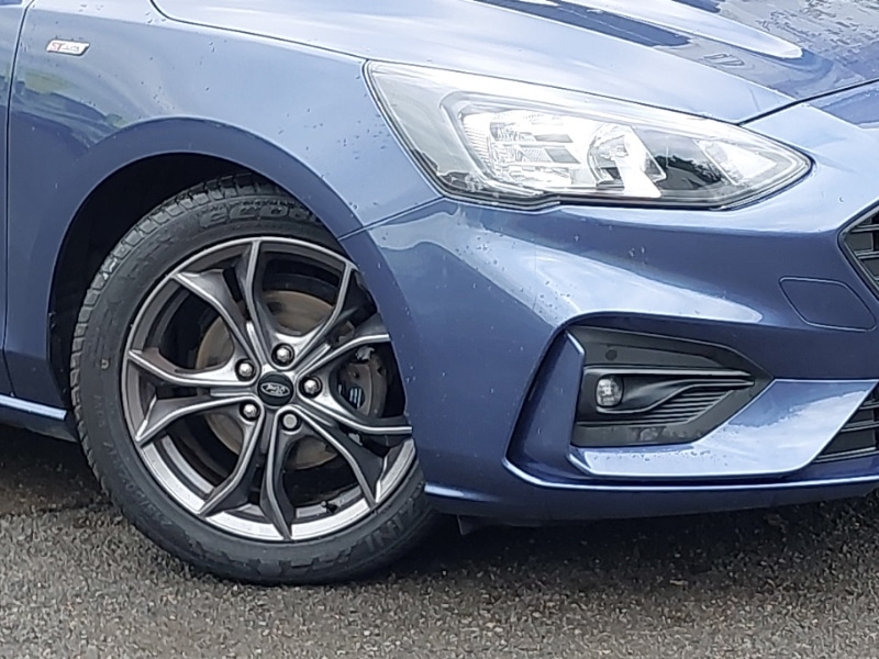 Used Ford Focus 2021 for sale - 76507035: Photo 9