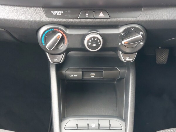 Used Kia Stonic 2021 for sale - 76187784: Photo 14