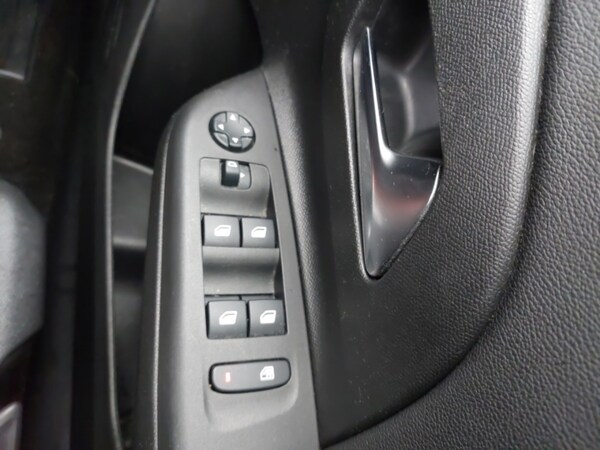 Used Vauxhall Corsa 2022 for sale - 76195303: Photo 17