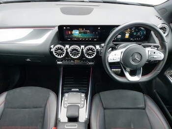 Used Mercedes-Benz GLA 2022 for sale - 77548718: Photo