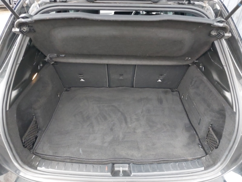 Used Mercedes-Benz GLA 2022 for sale - 77548718: Photo 8