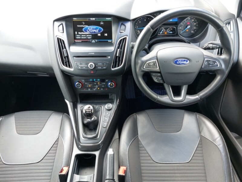 Used Ford Focus 2016 for sale - 78071350: Photo 2