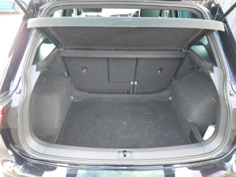 Used Volkswagen Tiguan 2023 for sale - 77847081: Photo 8