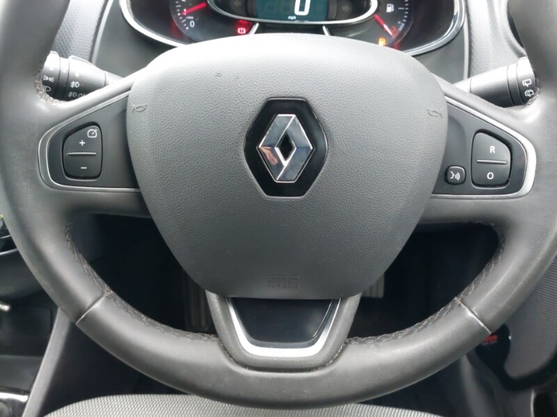 Used Renault Clio 2019 for sale - 77689824: Photo 16