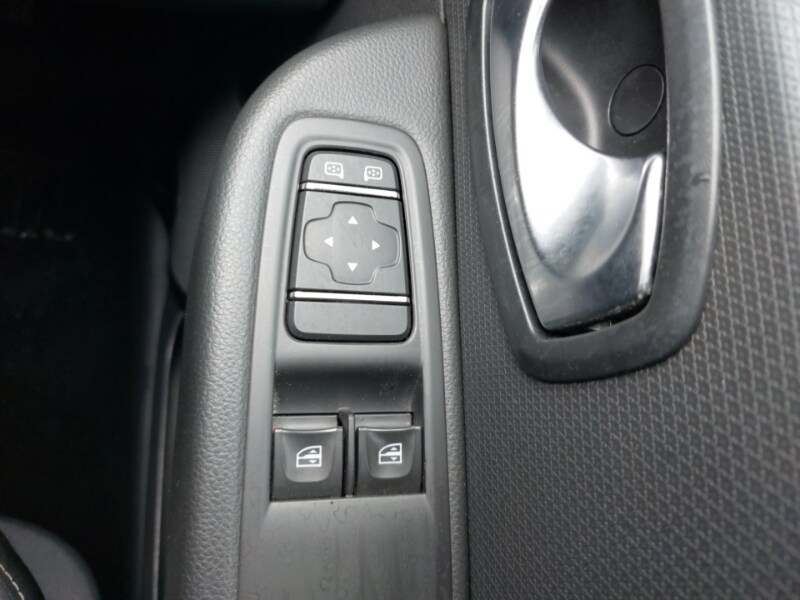 Used Renault Clio 2019 for sale - 77689824: Photo 17