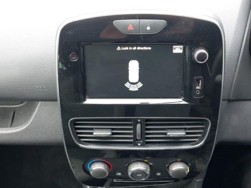 Used Renault Clio 2019 for sale - 77689824: Photo 18