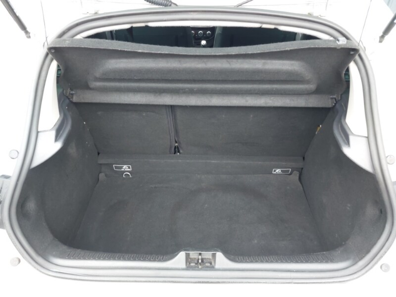 Used Renault Clio 2019 for sale - 77689824: Photo 8