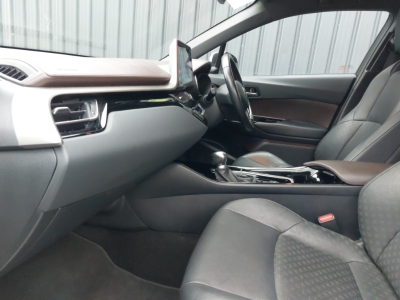 Used Toyota C-HR 2019 for sale - 76834037: Photo 5