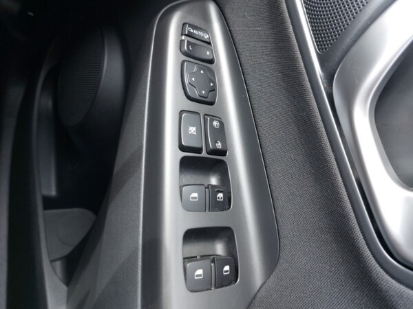 Used Hyundai KONA 2022 for sale - 75684408: Photo 17