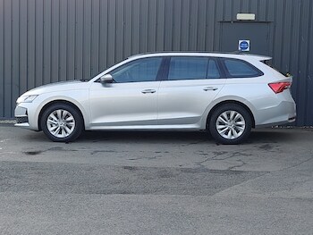 Used Skoda Octavia 2024 for sale - 77756193: Photo