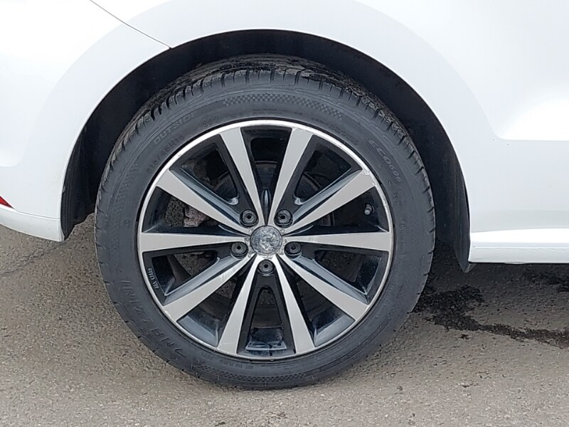 Used Volkswagen Polo 2016 for sale - 77761520: Photo 9