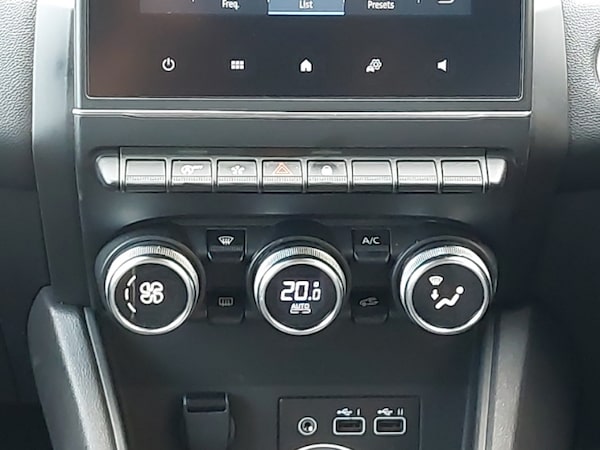 Used Renault Captur 2024 for sale - 76294055: Photo 14