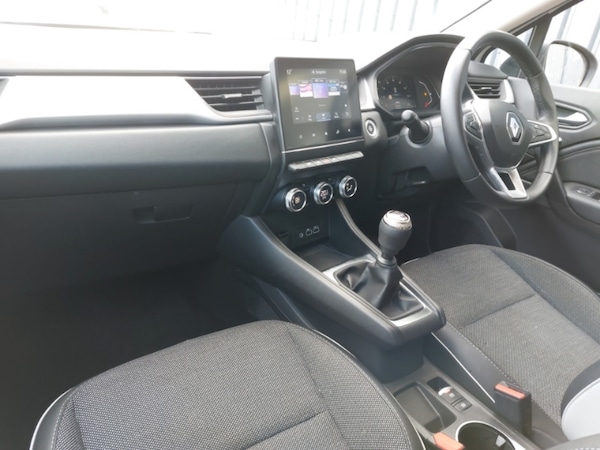 Used Renault Captur 2024 for sale - 76294055: Photo 18