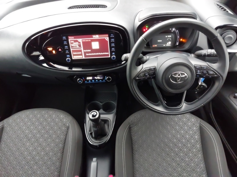 Used Toyota Aygo X 2023 for sale - 77073612: Photo 2