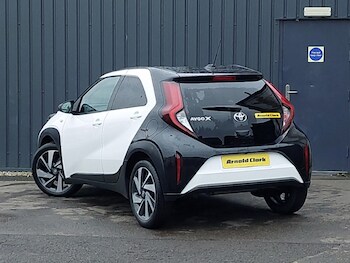 Used Toyota Aygo X 2023 for sale - 77073612: Photo