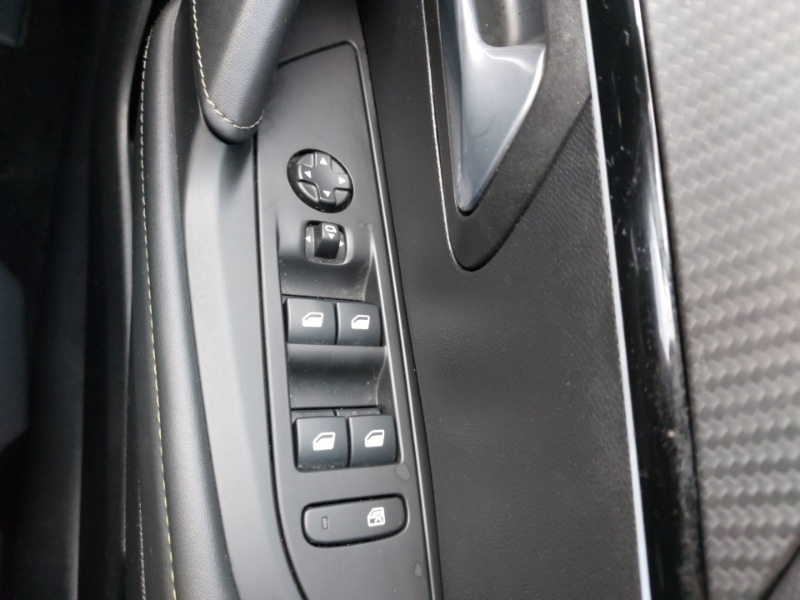 Used Peugeot 208 2022 for sale - 76959362: Photo 17