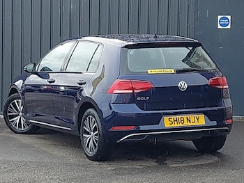 Used Volkswagen Golf 2018 for sale - 75934146: Photo